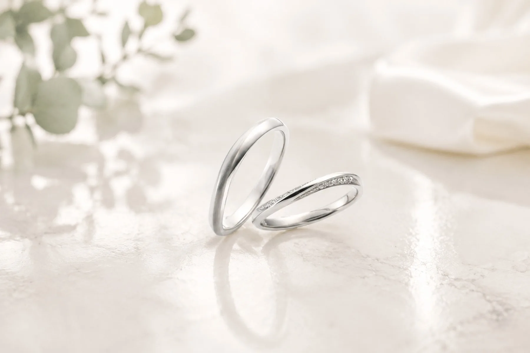 VIVAGE プルーヴ（Preuve）の結婚指輪。内側にメッセージを刻印できるペアリング